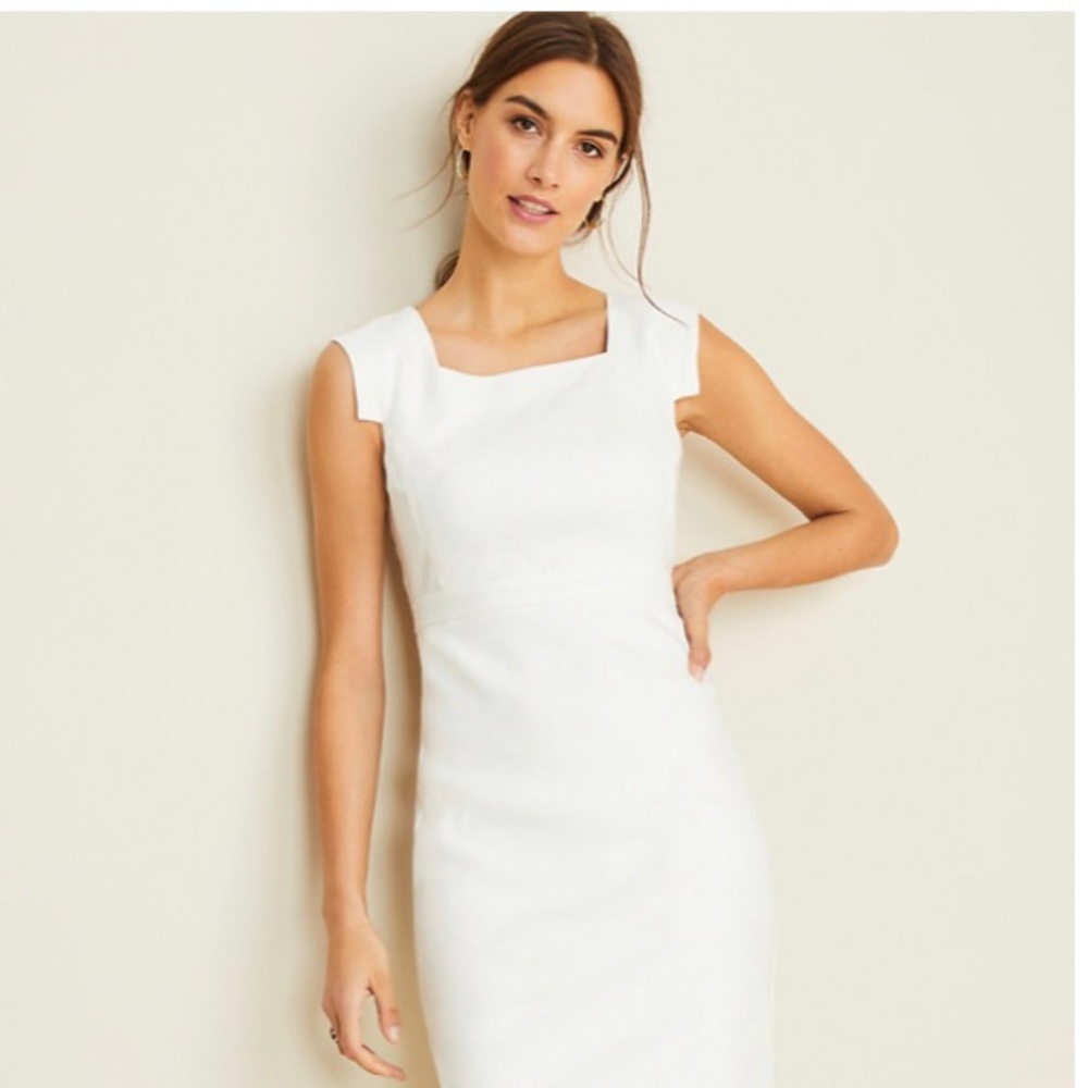 THE PETITE SQUARE NECK SHEATH DRESS IN LINEN